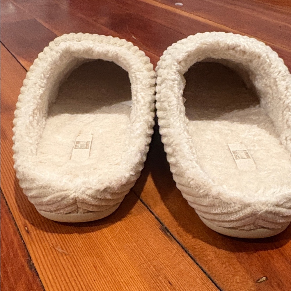 Fleece-lined FitFlop Slippers - Picture 3 of 6